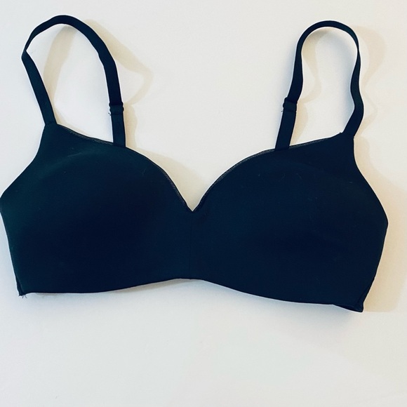 Calvin Klein Wireless Bra - Picture 1 of 3